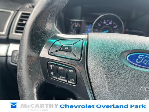 Used 2017 Ford Explorer XLT w/ Equipment Group 202A FWD image 12