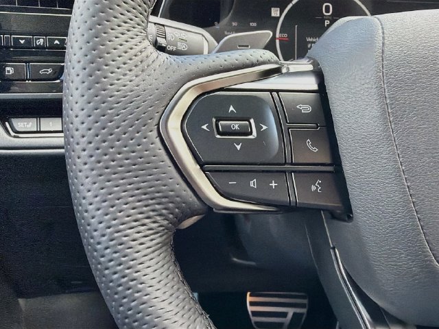 New 2026 Lexus TX 500h AWD w/ Technology Package image 39