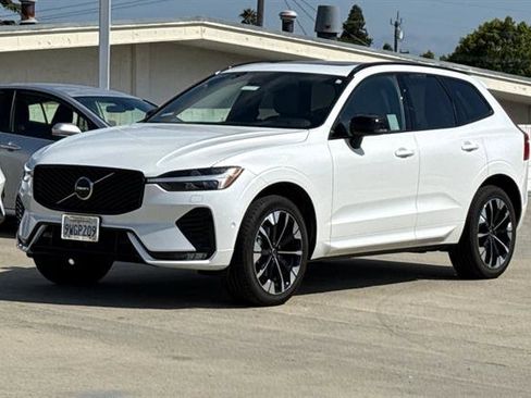 Used 2026 Volvo XC60 B5 Plus w/ Protection Package Premier AWD/4WD image 7