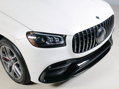 Used 2023 Mercedes-Benz GLS 63 AMG 4MATIC image 31