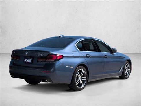 Used 2023 BMW 530i xDrive w/ Executive Package AWD/4WD image 5