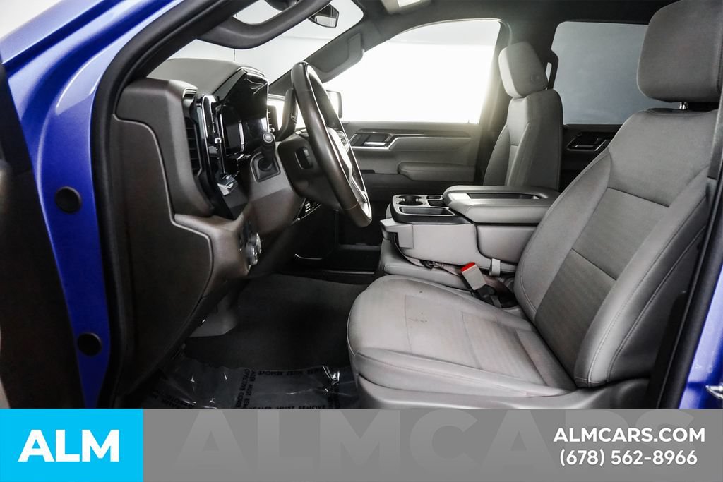 Used 2025 Chevrolet Silverado 1500 LT RWD image 16