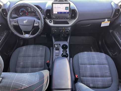 Used 2024 Ford Bronco Sport Heritage w/ Heritage Convenience Package image 9