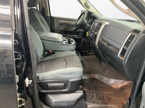 Used 2013 RAM 1500 Big Horn image 9