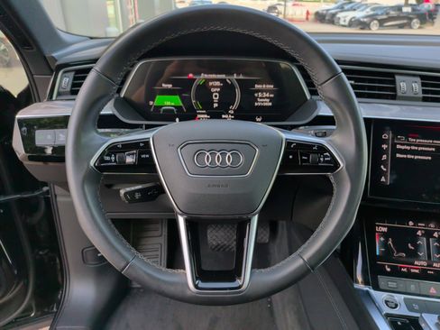 Certified 2023 Audi e-tron Premium w/ Convenience Plus Package image 18
