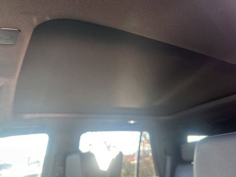 Certified 2024 Chevrolet Tahoe Z71 w/ Off-Road Capability Package image 10