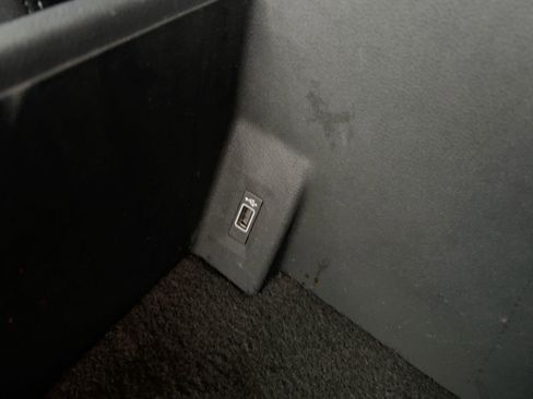 Used 2019 Volkswagen Atlas SE w/ Towing Package image 31