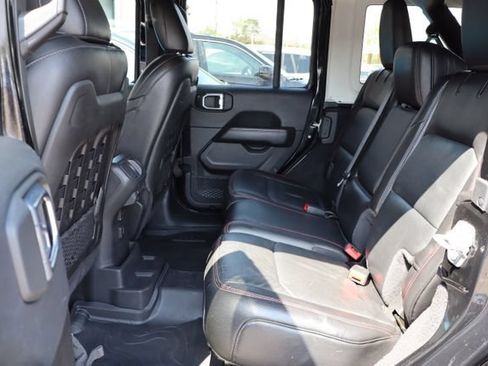 Used 2021 Jeep Wrangler Unlimited Rubicon AWD/4WD image 46