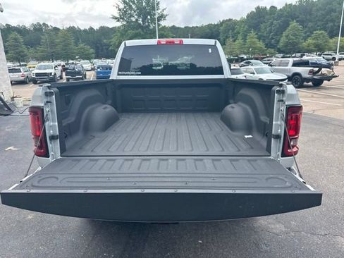Used 2026 RAM 2500 Big Horn AWD/4WD image 11