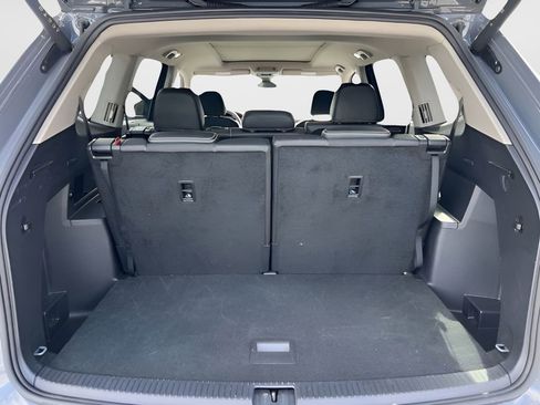 Used 2025 Volkswagen Atlas SEL image 25