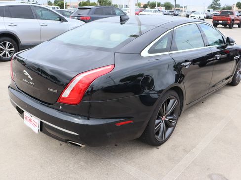 Used 2019 Jaguar XJ L Supercharged RWD image 11