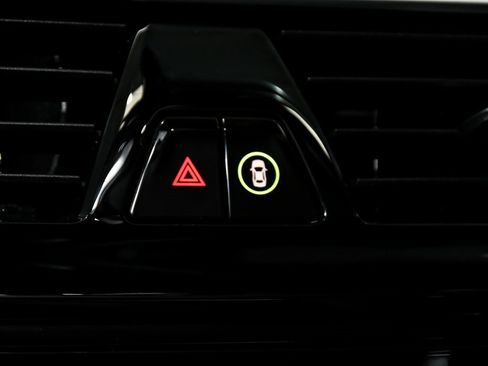 Used 2023 BMW 530i xDrive w/ Premium Package image 41