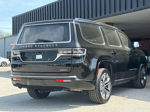 Used 2022 Jeep Grand Wagoneer Series III w/ Rear Seat Video Group 1 image 8