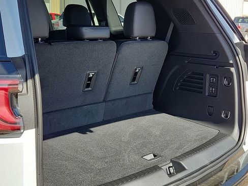 New 2026 GMC Acadia Denali w/ Super Cruise Package image 6