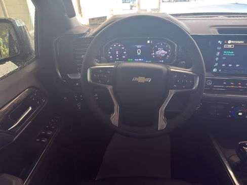 New 2026 Chevrolet Silverado 1500 LTZ w/ LTZ Premium Package image 8