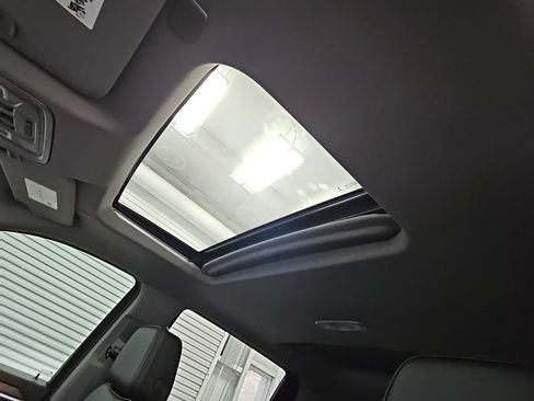 Used 2022 GMC Sierra 1500 Denali w/ Denali Reserve Package image 30