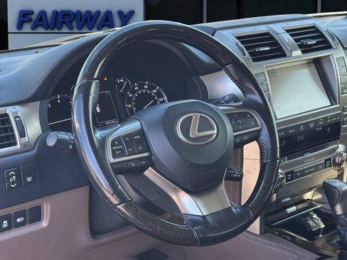 Used 2020 Lexus GX 460 Premium AWD/4WD image 14