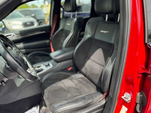 Used 2018 Jeep Grand Cherokee SRT AWD/4WD image 17