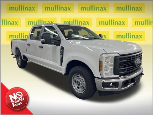 New 2026 Ford F250 XL w/ XL Chrome Package image 1