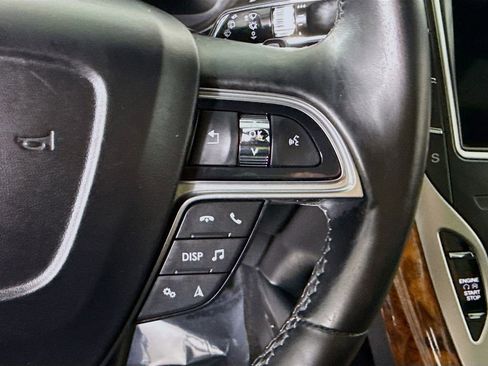 Used 2019 Lincoln Nautilus Reserve image 23