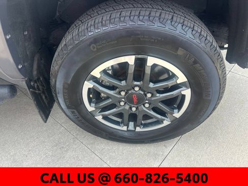 Certified 2025 Toyota Tacoma TRD Sport w/ TRD Sport Upgrade Package AWD/4WD image 6