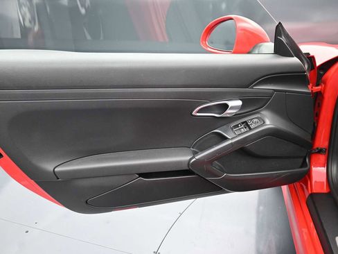 Certified 2014 Porsche Boxster RWD image 7