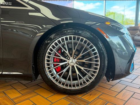 Used 2023 Mercedes-Benz EQS AMG 4MATIC image 11