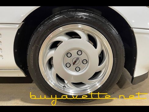 Used 1991 Chevrolet Corvette ZR1 image 11