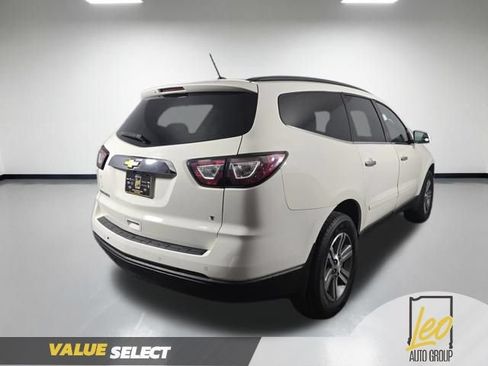 Used 2015 Chevrolet Traverse LT FWD image 6