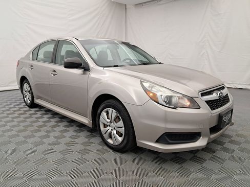 Used 2014 Subaru Legacy 2.5i image 2