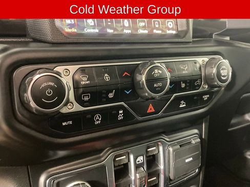 Used 2021 Jeep Wrangler Unlimited Sahara image 10