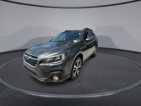 Used 2019 Subaru Outback 3.6R Limited AWD/4WD image 3