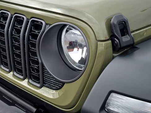 New 2026 Jeep Wrangler Sport AWD/4WD image 23