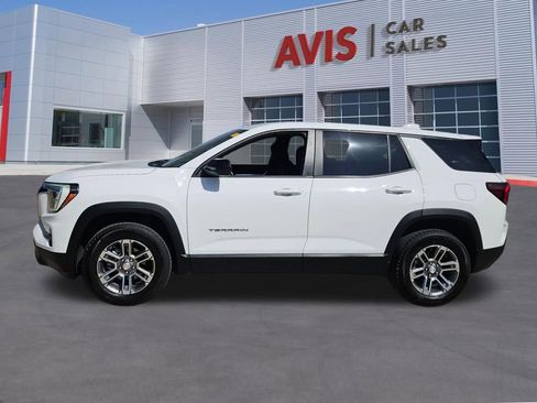 Used 2025 GMC Terrain Elevation image 2