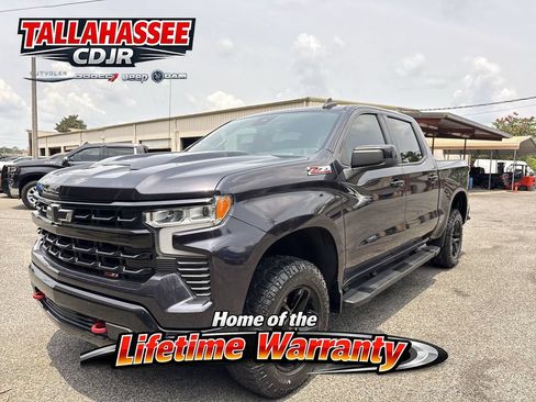 Used 2022 Chevrolet Silverado 1500 LT Trail Boss w/ LPO, Dark Essentials Package AWD/4WD image 7