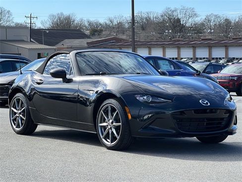 Used 2022 MAZDA MX-5 Miata Grand Touring image 35