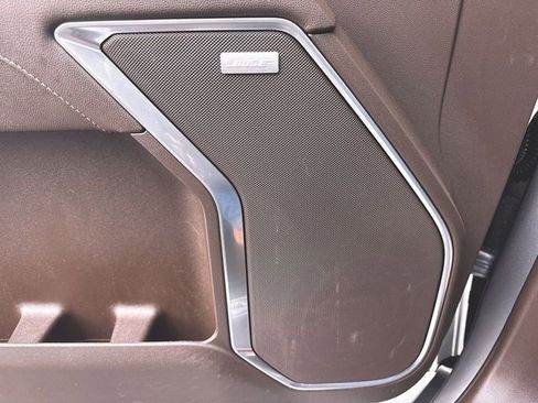 Used 2023 Chevrolet Silverado 1500 LTZ w/ Technology Package image 24