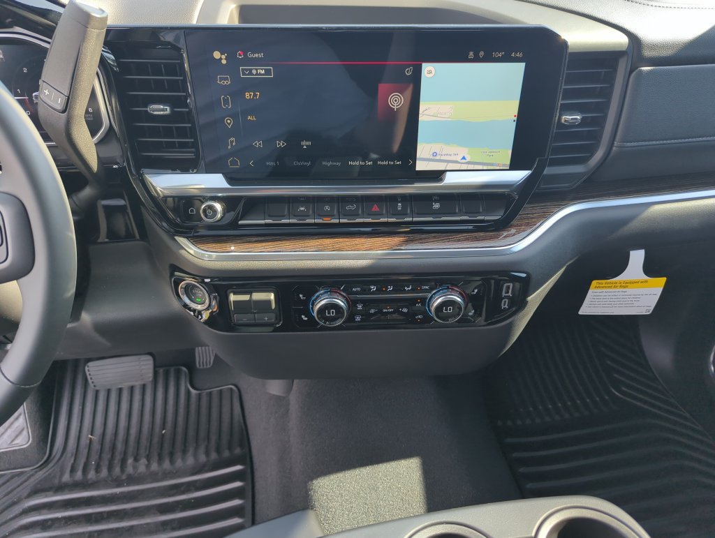 New 2026 GMC Sierra 1500 SLE AWD/4WD image 24