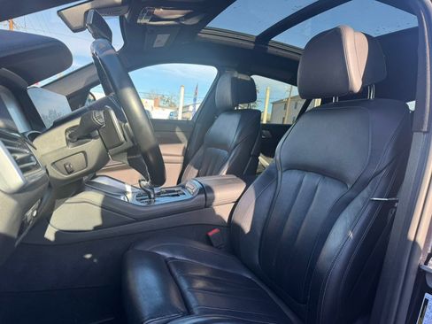 Used 2022 BMW X6 xDrive40i w/ M Sport Package image 17