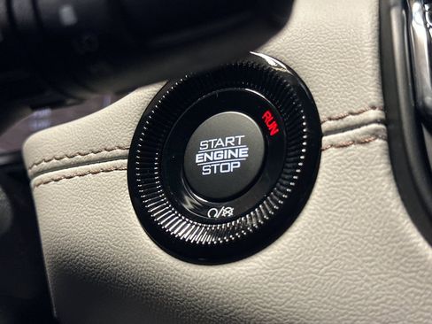 New 2026 Jeep Compass Limited image 21