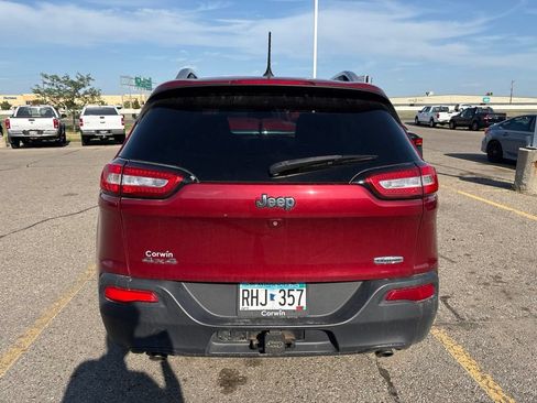 Used 2014 Jeep Cherokee Latitude w/ Comfort/Convenience Group AWD/4WD image 7