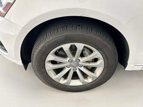 Used 2013 Audi Q5 2.0T Premium w/ Convenience Pkg image 11