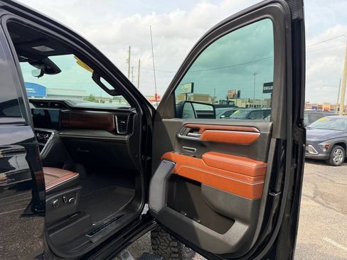 Used 2024 GMC Sierra 1500 Denali Ultimate AWD/4WD image 59
