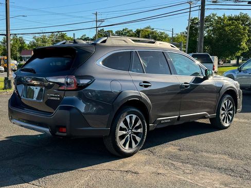 Used 2023 Subaru Outback Touring XT AWD/4WD image 3