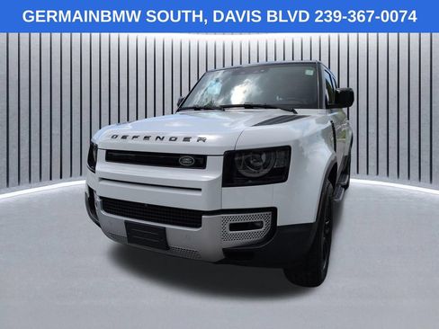 Used 2023 Land Rover Defender 110 SE AWD/4WD image 9