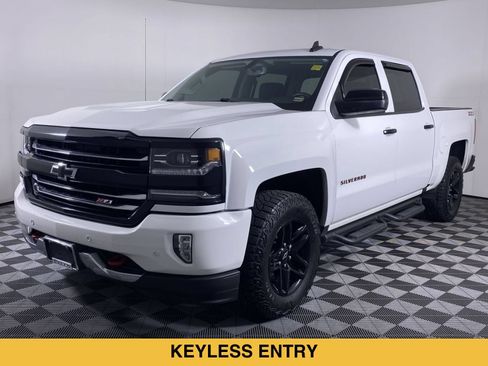 Used 2018 Chevrolet Silverado 1500 LTZ Z71 w/ Redline Edition AWD/4WD image 18