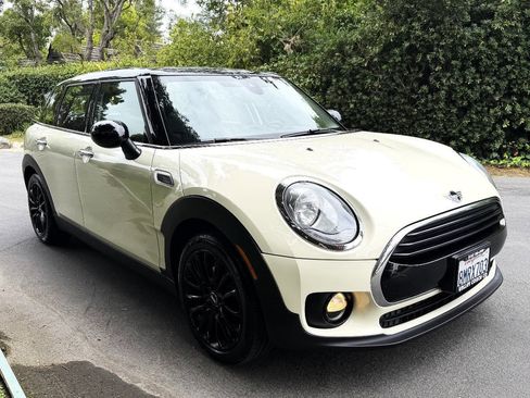 Used 2019 MINI Cooper Clubman FWD image 8