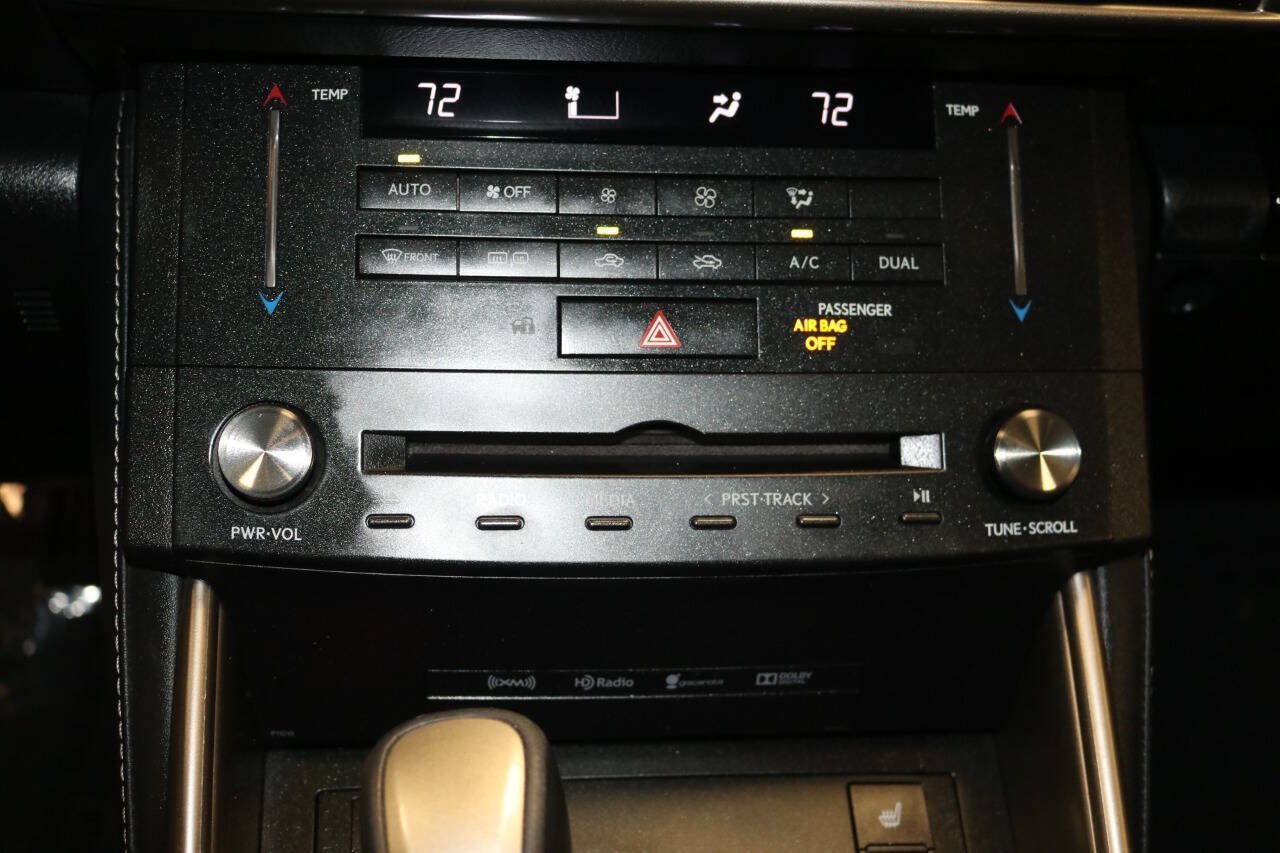 Used 2016 Lexus IS 200t w/ Navigation System Package RWD image 31