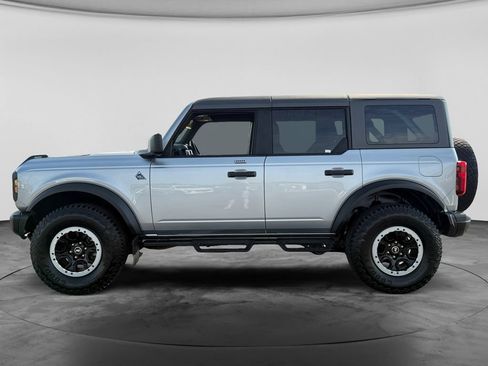 Used 2023 Ford Bronco Black Diamond w/ Sasquatch Package AWD/4WD image 5