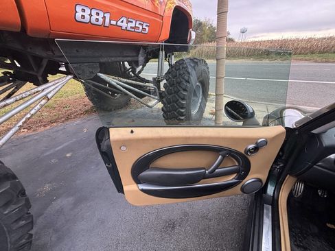 Used 2006 MINI Cooper S image 16